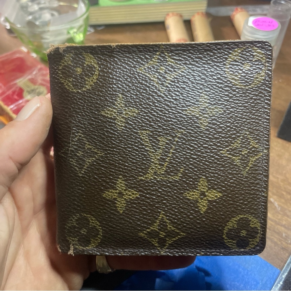 Louis Vuitton men’s bifold wallet
